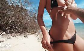Sabbia su tutto il corpo - eccitante sesso in POV sulla spiaggia