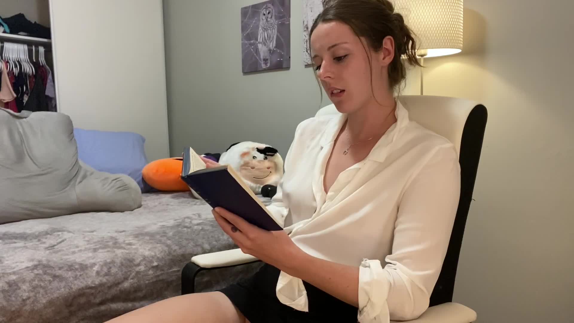 Siro teini masturboi lukiessaan romaania - Videos kuva kuva